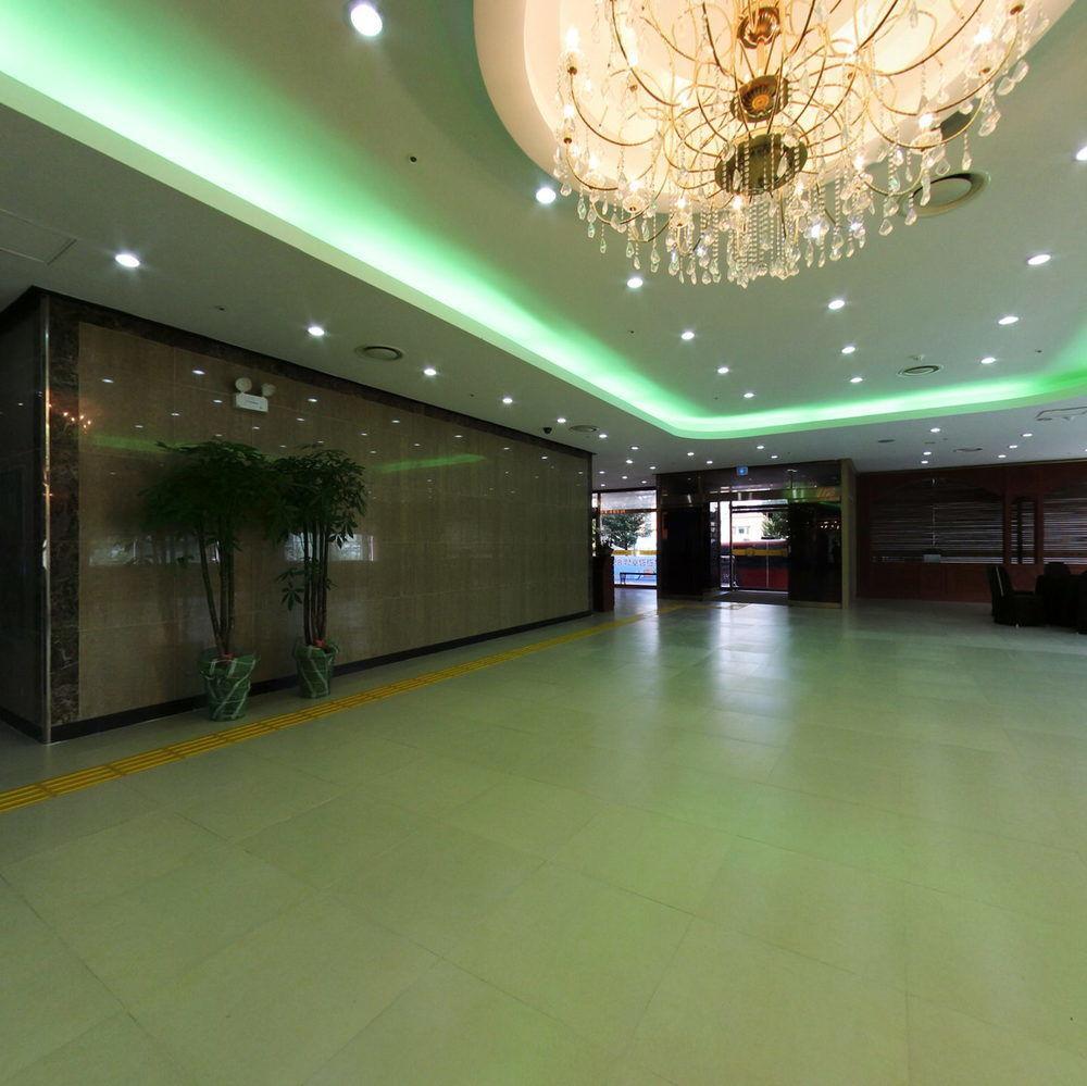 Uijeongbu Tourist Hotel ภายนอก รูปภาพ