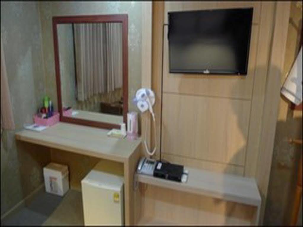 Uijeongbu Tourist Hotel ภายนอก รูปภาพ